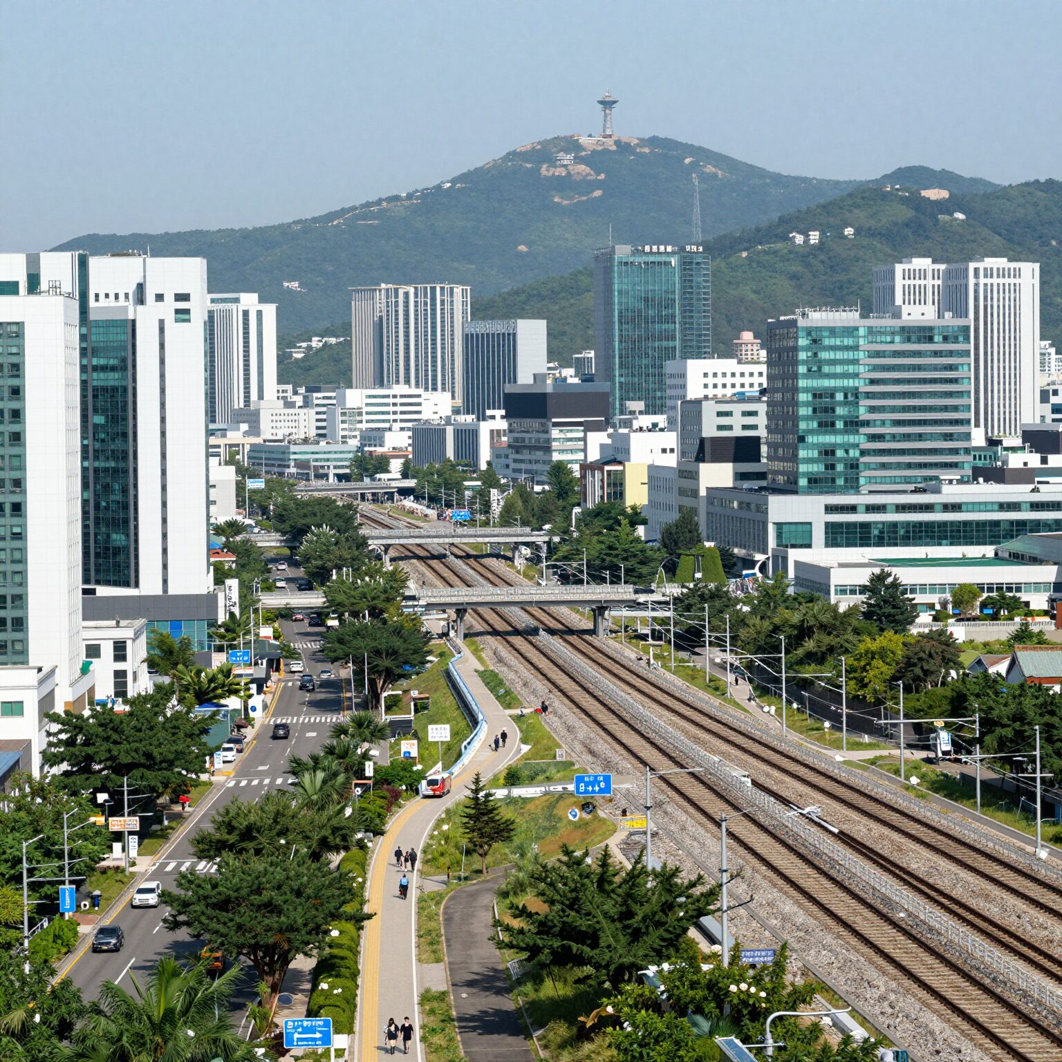 부천역 에피트 어바닉에서 바라본 부천역 주변 도시 경관과 교통망