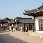 전주 한옥마을 전경과 전통 가옥이 어우러진 풍경