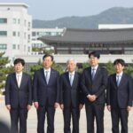정청래 더불어민주당 당대표 후보가 후원회장 영입을 발표하는 모습
