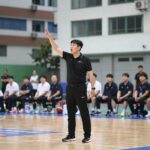 농구 감독 이상민의 전술과 리더십 현재 농구 감독 이상민이 경기 중 전술 지시를 내리는 모습